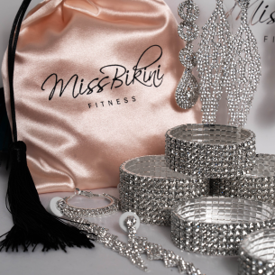 COMPETITION STAGE JEWELLERY